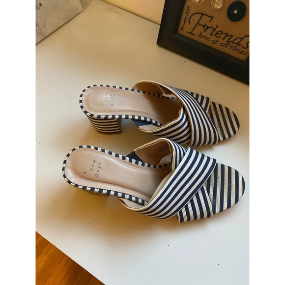 A New Day Tan & Blue Stripe Heels Sandal 10 - Picture 2 of 4